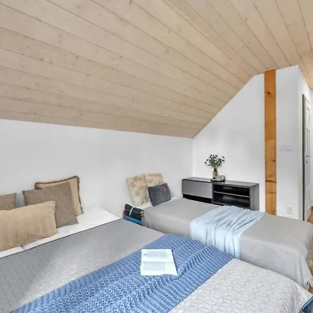Chalet Retro 37 *