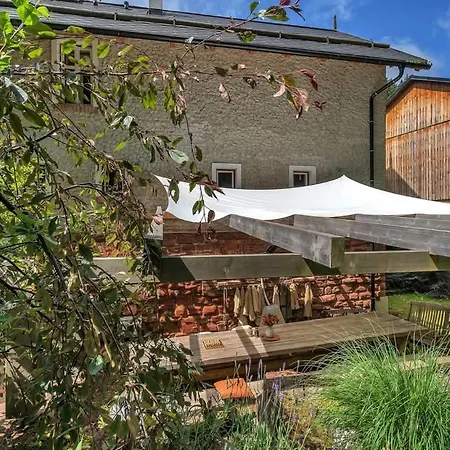 Retro 37 Chalet
