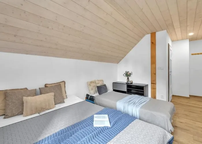 Chalet Retro 37 *